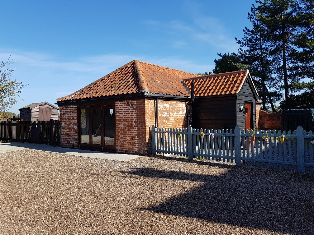 The Stables FHL, near Hill Farm CL